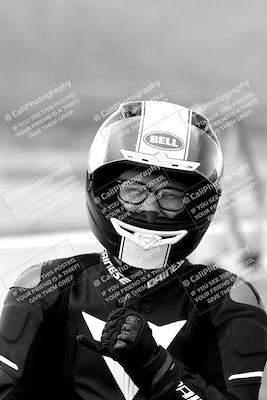 media/Mar-28-2022-Superbike Trackdays (Mon) [[b8603d0f67]]/Around the Pits/